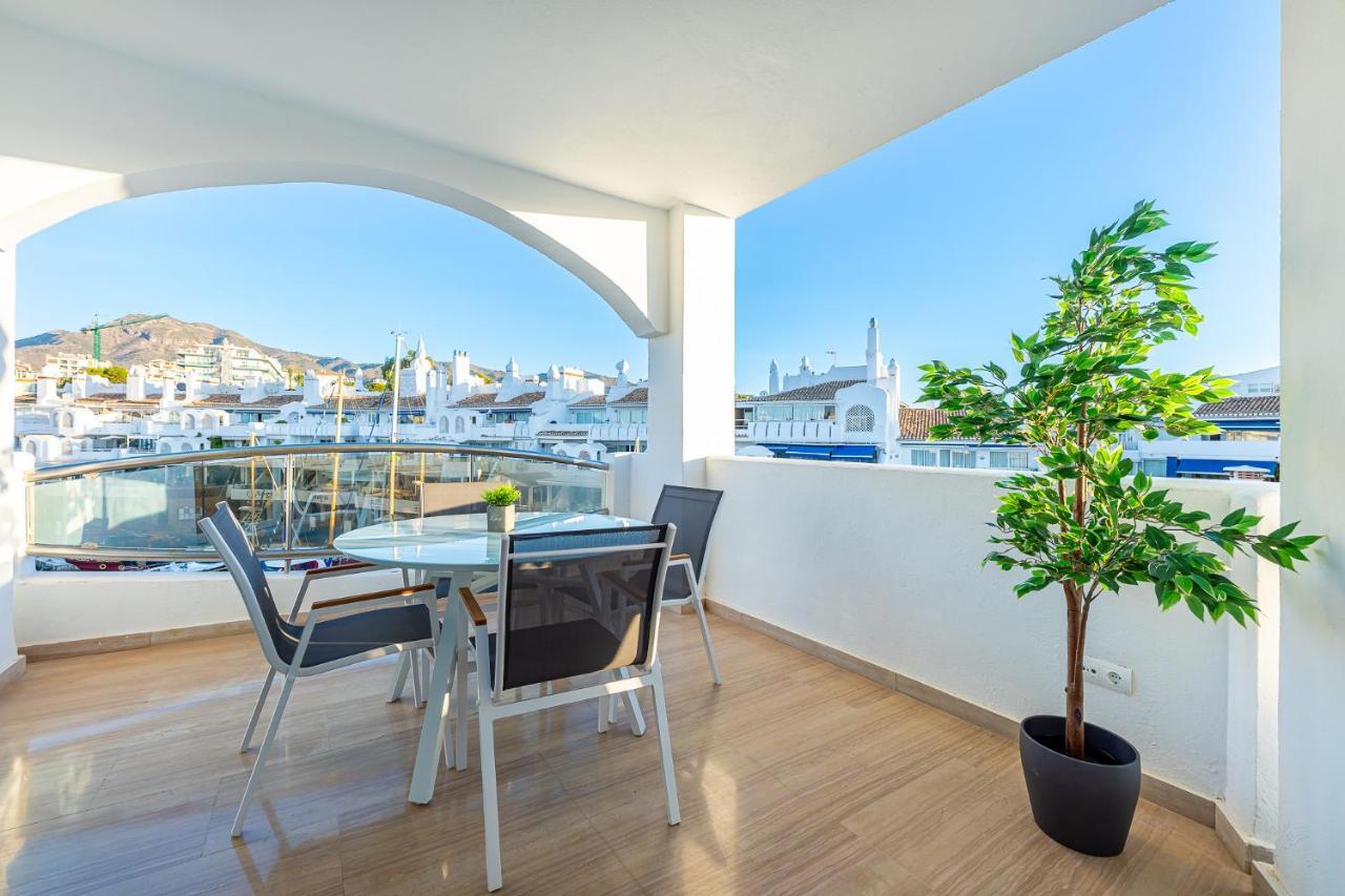 Atico Puerto Marina First Island With Sea Views And Rooftop Pool Benalmádena Kültér fotó