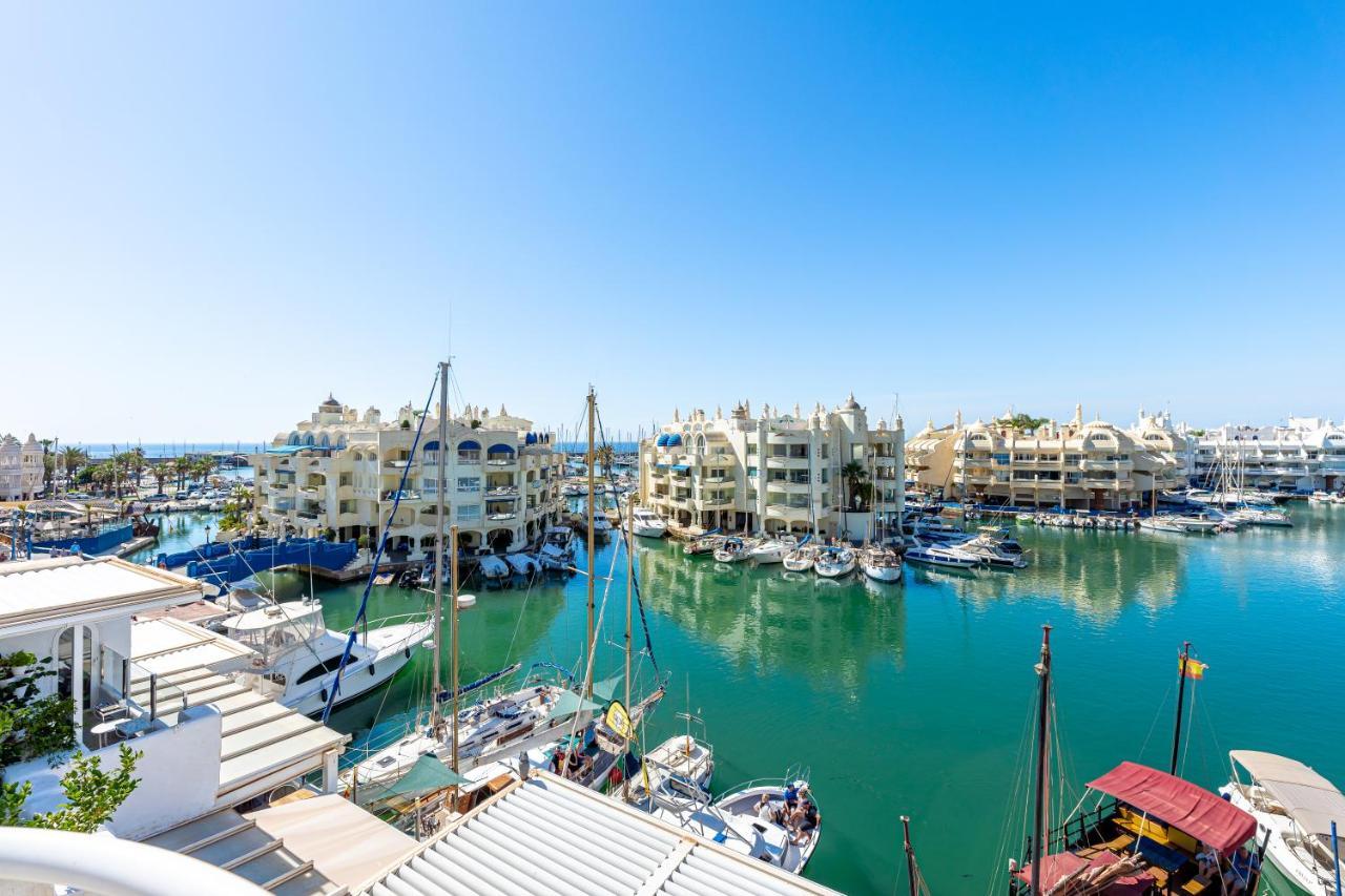 Atico Puerto Marina First Island With Sea Views And Rooftop Pool Benalmádena Kültér fotó