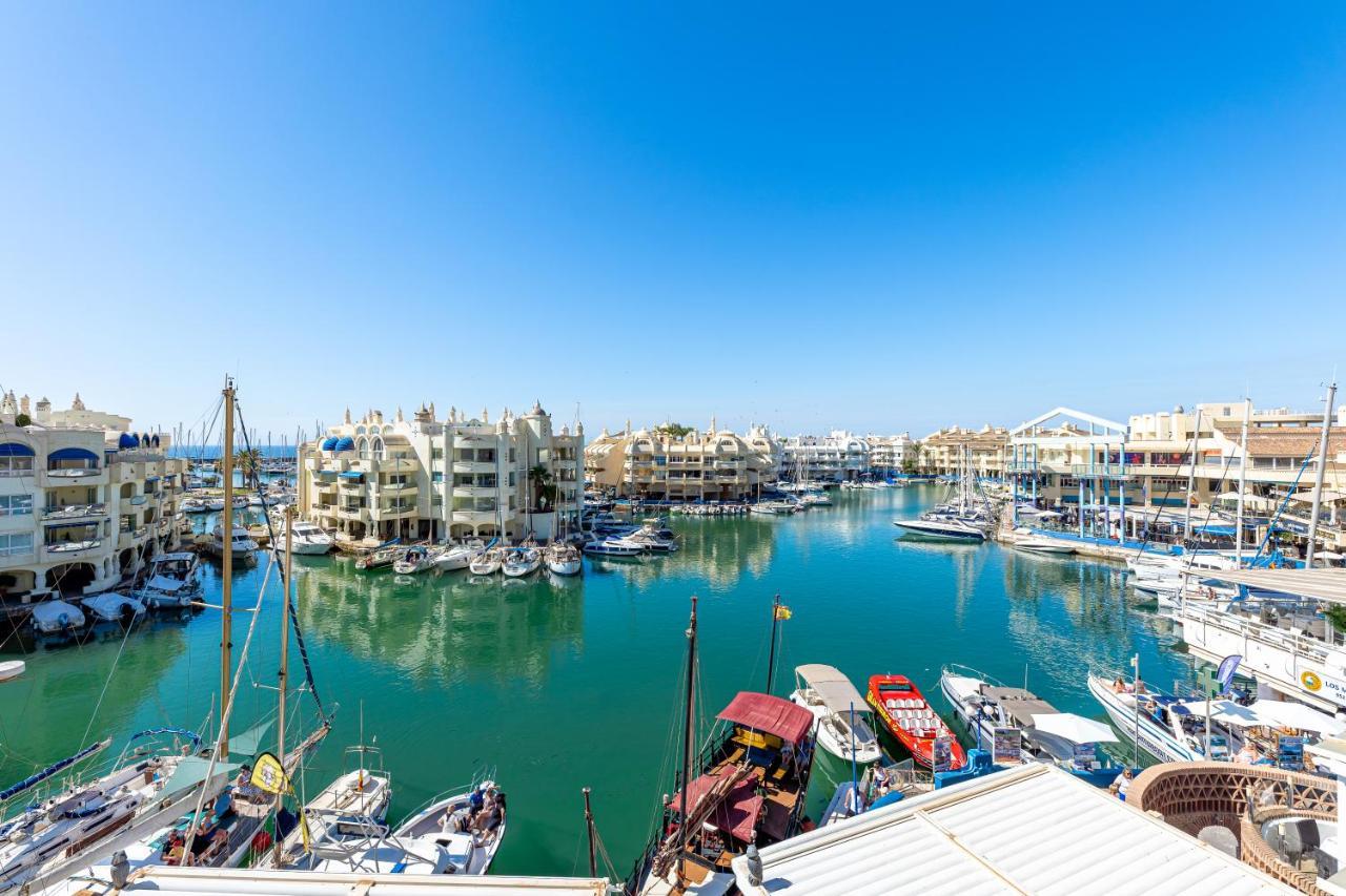 Atico Puerto Marina First Island With Sea Views And Rooftop Pool Benalmádena Kültér fotó